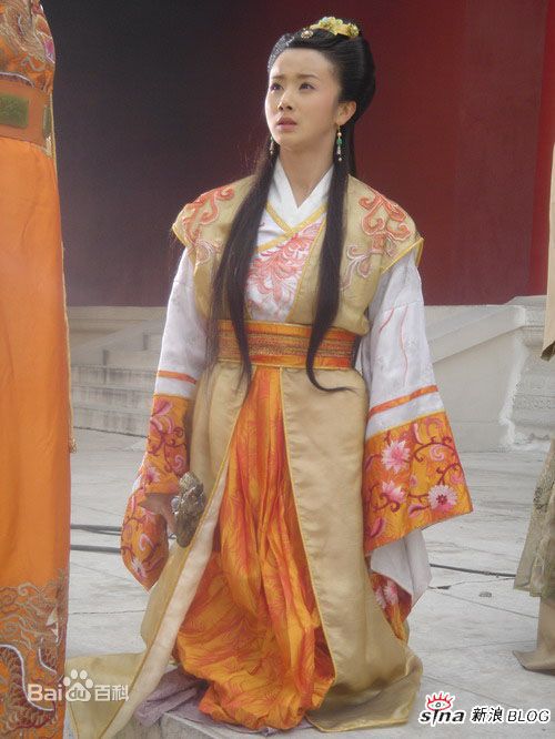 孙菲菲(加菲猫 、孙大头、静公主)2006年《碧血剑》最新剧照