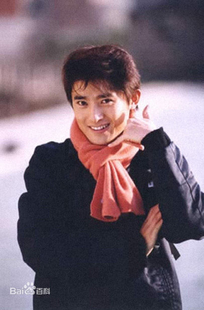 任泉(Quan Ren)早年照生活照相册