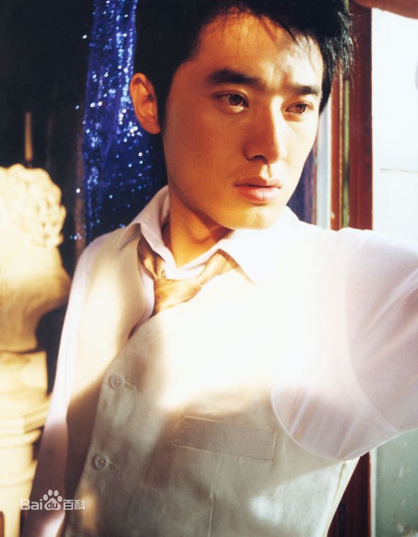 任泉(Quan Ren)花样年华壁纸壁纸