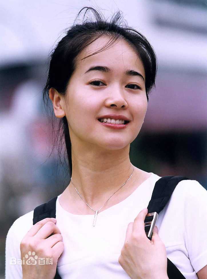 左小青早年照前后照片