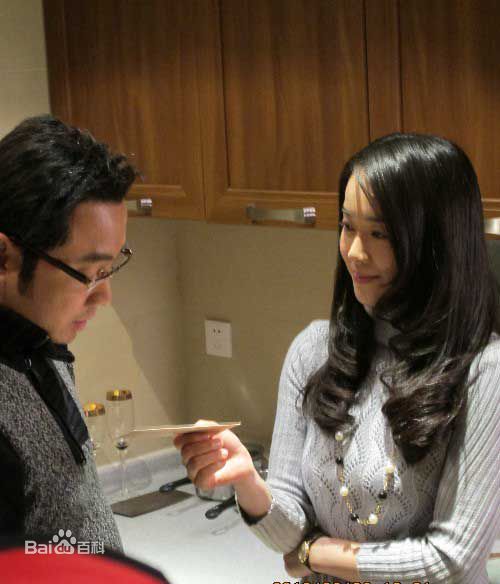 精选左小青在2010电影《人在囧途》饰 美丽中的图册