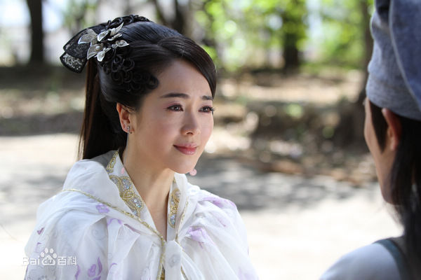 最新左小青在2010《又见白娘子》饰贞儿中的图集