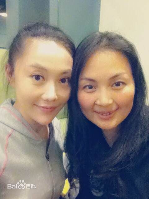 傅冲(Sasa)与亲朋好友照片素颜照相册