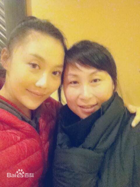 傅冲(Sasa)与亲朋好友照片素颜照相册