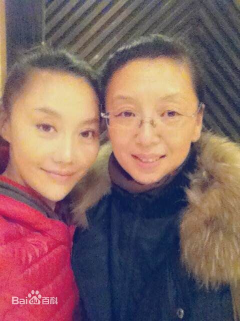 傅冲(Sasa)与亲朋好友照片素颜照相册