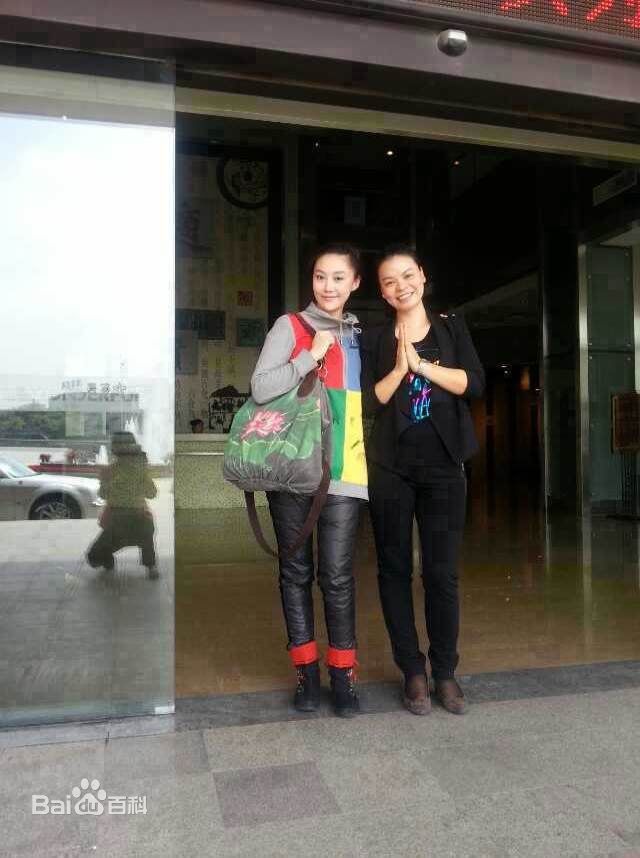 傅冲(Sasa)与亲朋好友照片素颜照相册