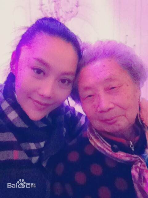 傅冲(Sasa)与亲朋好友照片素颜照相册