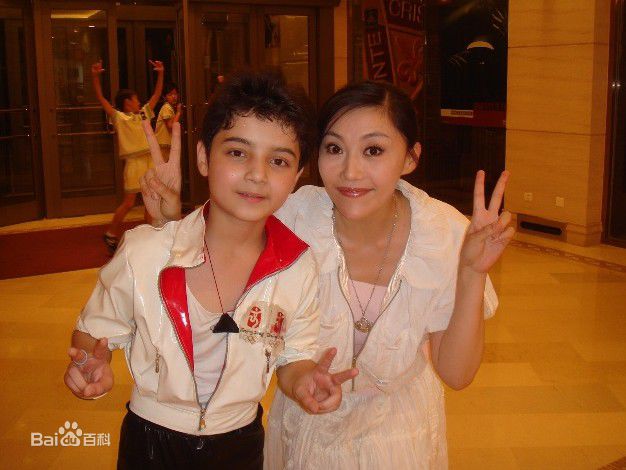 傅冲(Sasa)与亲朋好友照片素颜照相册