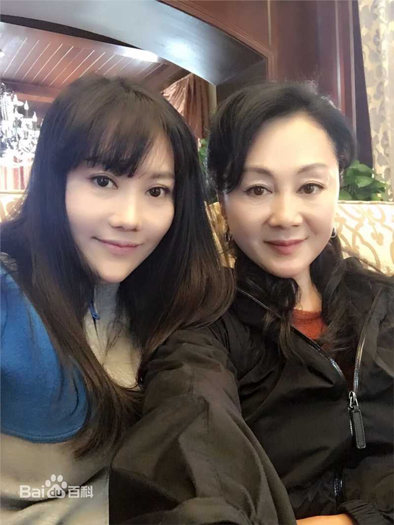 傅冲(Sasa)与亲友合影素颜照相册