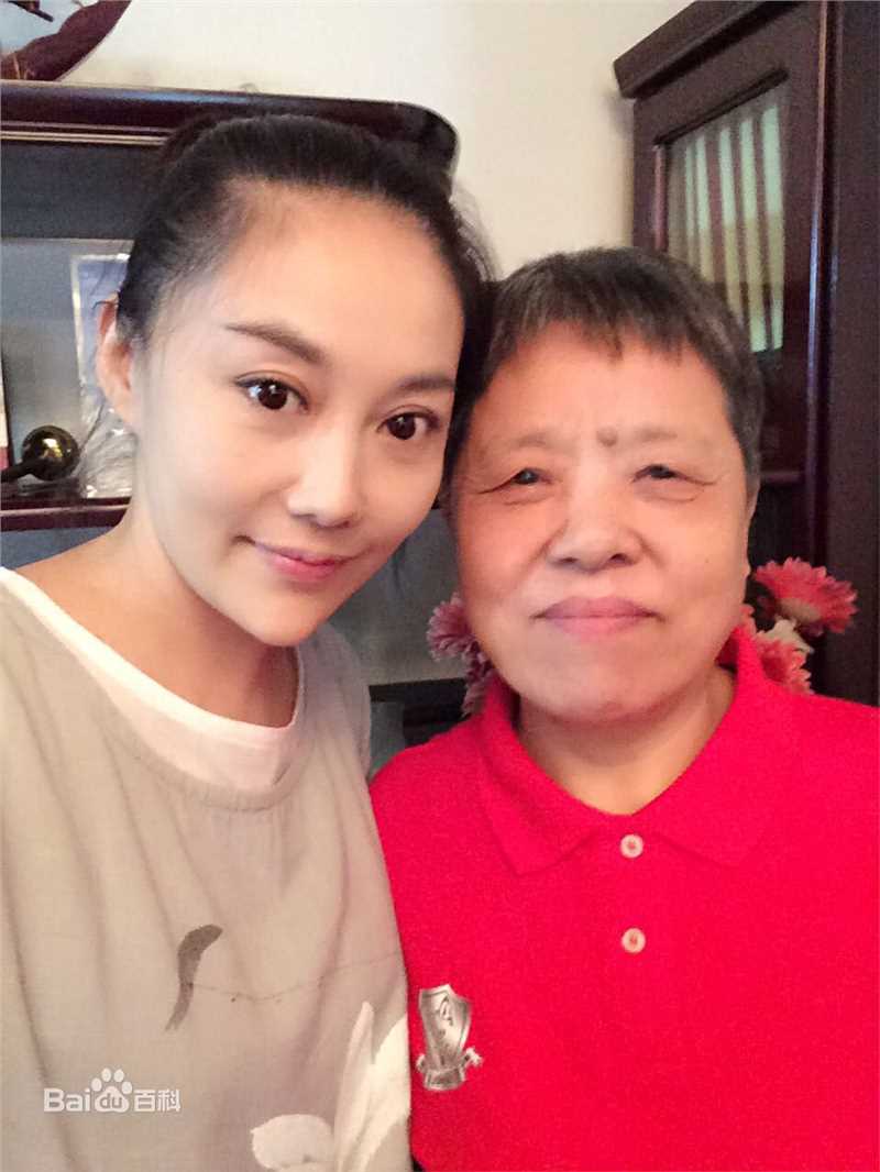 傅冲(Sasa)与亲友合影素颜照相册