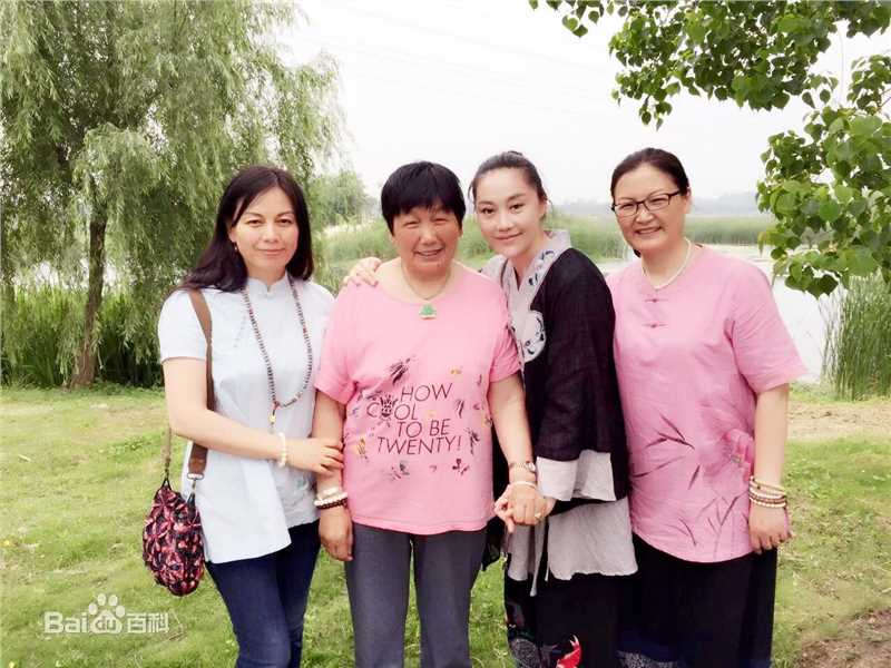 傅冲(Sasa)与亲友合影素颜照相册