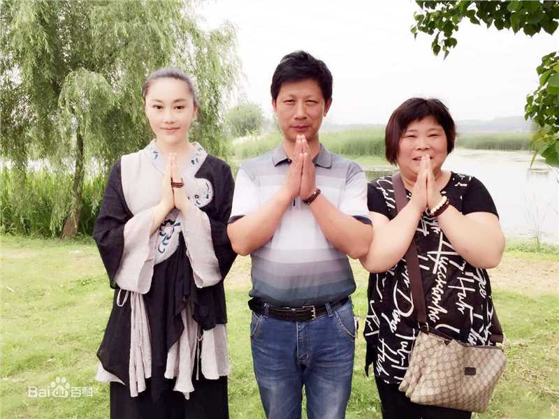 傅冲(Sasa)与亲友合影素颜照相册