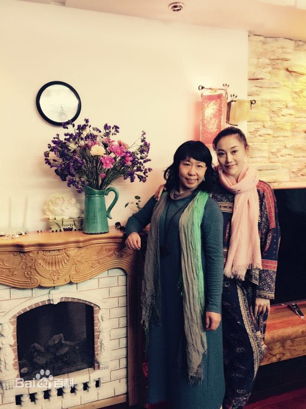 傅冲(Sasa)与亲友合影2前后照片