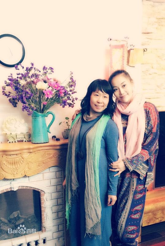 傅冲(Sasa)与亲友合影2前后照片