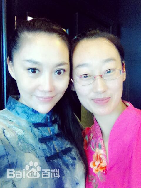 傅冲(Sasa)与亲友合影2前后照片