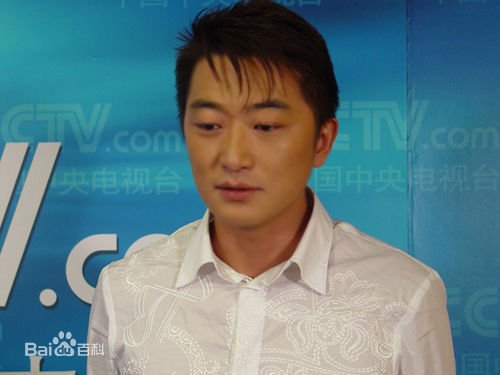 邵峰2007年接受CCTV采访前后照片