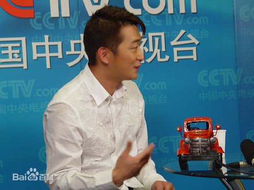 邵峰2007年接受CCTV采访前后照片