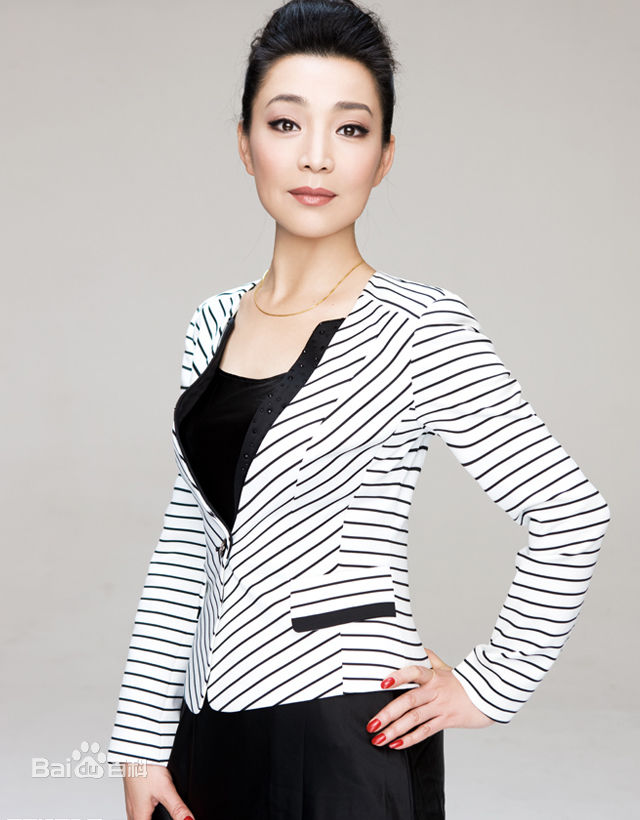 最新戴春荣性感图片