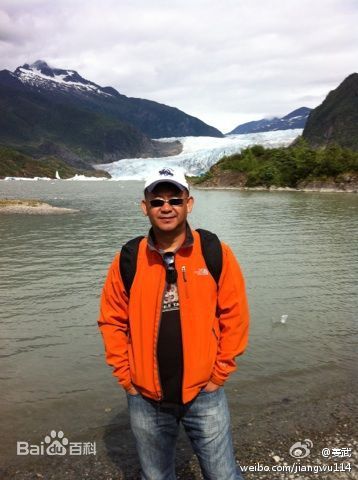 姜武生活照壁纸壁纸