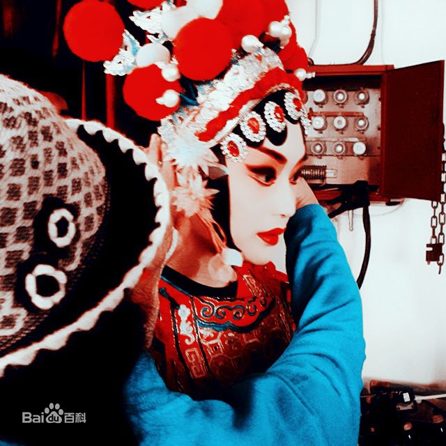 马莉(lilyma)影视作品前后照片