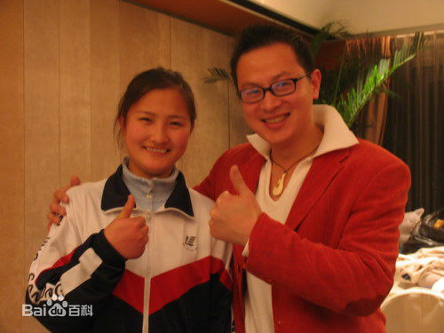 贾致罡活动照素颜照相册