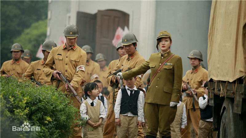 薛佳凝(Xue Jia' ning)《刀尖》高清剧照