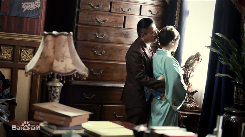 薛佳凝(Xue Jia' ning)《刀尖》高清剧照