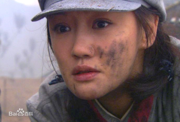 薛佳凝(Xue Jia' ning)2010年《带弹孔的勋章》最新剧照