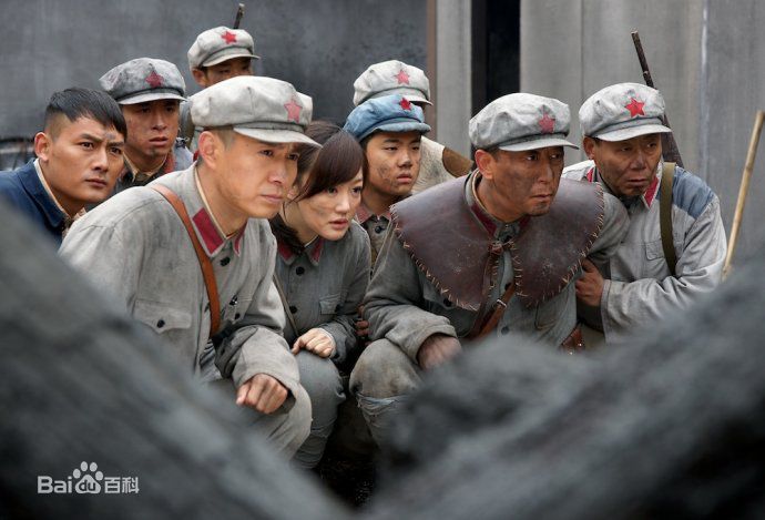 薛佳凝(Xue Jia' ning)2010年《带弹孔的勋章》最新剧照