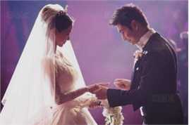 杨颖(Angelababy)婚纱礼服及婚礼内景布置前后照片