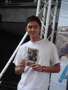 精选阮经天(Ethan Juan)在书《ALOHA正在夏威夷》中的图册