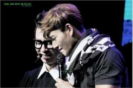 金钟国(（韩），Kim Jong Kook（英）)2016.11.19 R.M BROS IN VEGAS图片图册