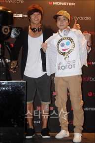金钟国(（韩），Kim Jong Kook（英）)2005生活照