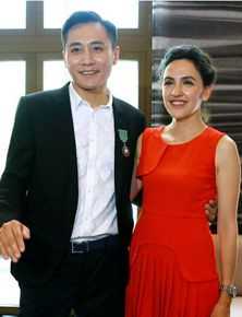 刘烨(Liu Ye)和太太性感图片壁纸