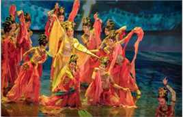 佟丽娅(Tong Liya、 Liliya)演艺之路生活照相册