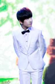 易烊千玺(Jackson)发布会图集图片图册