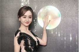 杨蓉(Yang Rong)其他活动素颜照相册