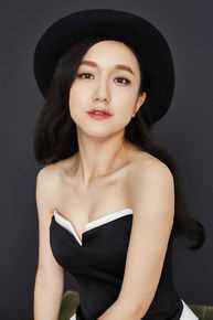 最新李倩性感图片