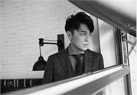 雷佳音小资生活照