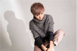 最优质许飞在《如果你想做一些别人做不到的事》专辑宣传图中的相册