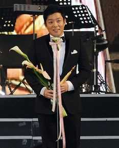 李凡秀(，Lee Bumsoo)获首尔文化艺术大奖图片图集