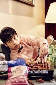 最新魏晨(Vision Wei)在《时尚coo》中的壁纸