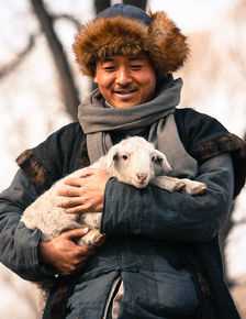 《区小队》剧照