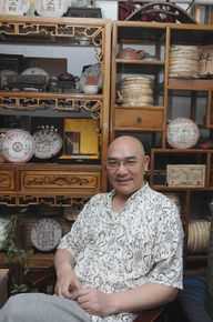 《王绘春》生活照