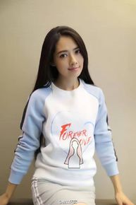 郭碧婷(Bea Hayden)参与社会活动性感图片图集