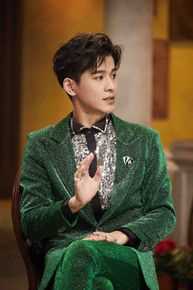 乔振宇(Qiao Zhenyu)明星大侦探性感图片图集