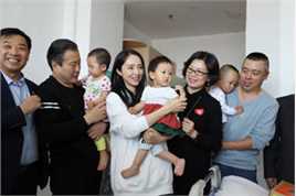 董璇(Dong Xuan)出席情系牡丹江活动前后照片