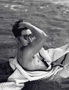 刘恩佑(Enyou Liu)气质暖男前后照片