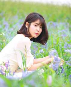 李知恩(IU（艺名）、 （韩文）、Lee Ji Eun（英文）)前后照片