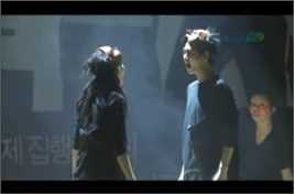 高清金秀贤(Kim Soo Hyun、キム スヒョン)在《哈姆雷特》（2009）中的图册